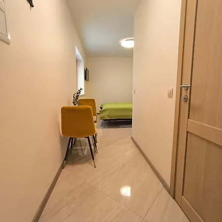 Apartment Sveciu Namai 9 *