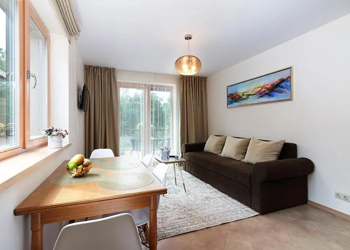 Sveciu Namas 9 Апартаменти